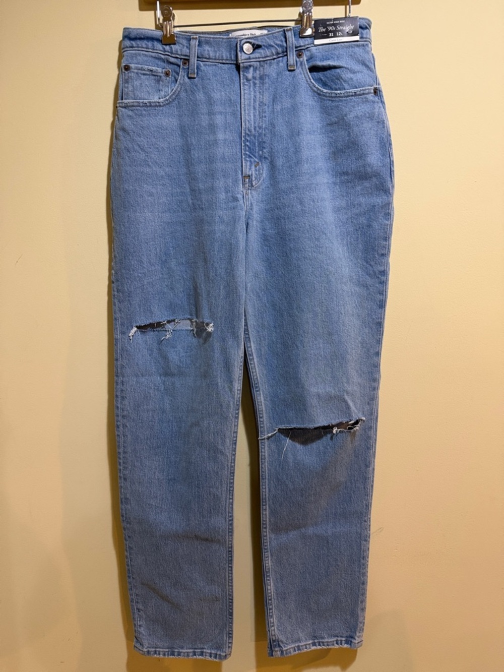 Women New Abercrombie & Fitch Curve Love The ‘90s Straight Ultra High Rise Jean
